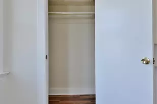 135 Lord Ave, Bayonne, NJ 07002 - Photo 5