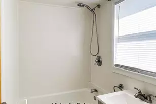 347 Avenue C, Bayonne, NJ 07002 - Photo 17