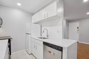 56-58 68th St, Guttenberg, NJ 07093 - Photo 9