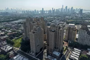 4 Beacon Way, Jersey City, NJ 07304 - Photo 41