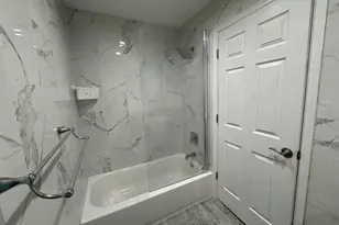 298 Arlington Ave, Jersey City, NJ 07304 - Photo 17
