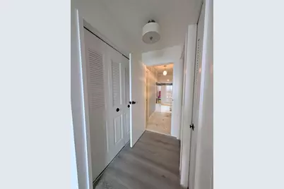918 Harmon Cove Tower #918, Secaucus, NJ 07094 - Photo 19