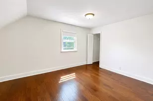 19 W 9th St, Bayonne, NJ 07002 - Photo 9