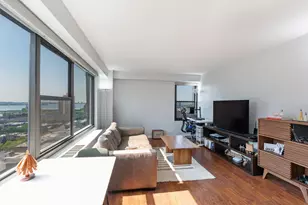 135 Montgomery St, Jersey City, NJ 07302 - Photo 3