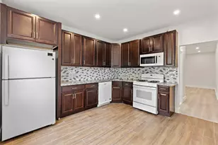 81 Humphrey Ave, Bayonne, NJ 07002 - Photo 7