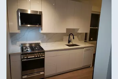 135 Van Wagenen Ave #4B, Jersey City, NJ 07306 - Photo 5