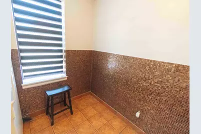 3315 Pleasant Ave #114, Union City, NJ 07087 - Photo 7