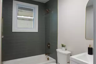 219 Jewett Ave, Jersey City, NJ 07304 - Photo 13