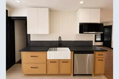9 Silver St, Bayonne, NJ 07002 - Photo 5