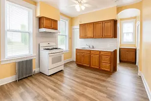 26 W 35th St, Bayonne, NJ 07002 - Photo 9
