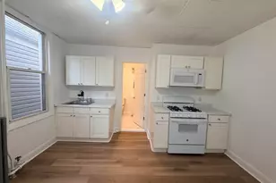 74 W 7th St, Bayonne, NJ 07002 - Photo 5