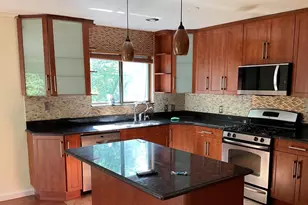 476 Teal Plaza, Secaucus, NJ 07094 - Photo 5