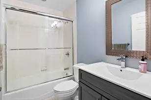 207 Shearwater Ct W, Jersey City, NJ 07305 - Photo 9
