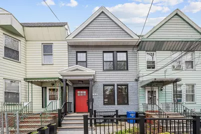 135 Grace St, Jersey City, NJ 07307 - Photo 25