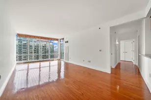 20 Newport Pkwy, Jersey City, NJ 07310 - Photo 7