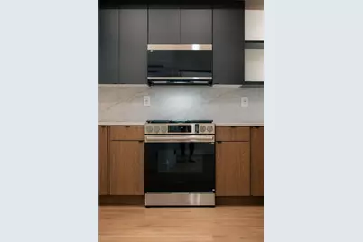 892 Summit Ave #3, Jersey City, NJ 07307 - Photo 7