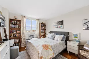 100 Manhattan Ave, Union City, NJ 07087 - Photo 9
