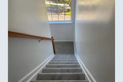 2 Tottenham Ct, Jersey City, NJ 07305 - Photo 17