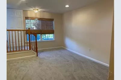 2 Tottenham Ct, Jersey City, NJ 07305 - Photo 3