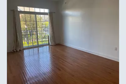 2 Tottenham Ct, Jersey City, NJ 07305 - Photo 9