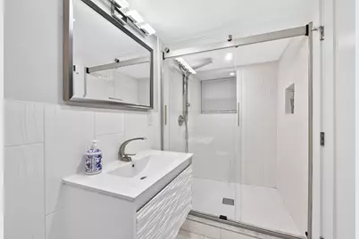 128 Sherman Pl, Jersey City, NJ 07307 - Photo 31