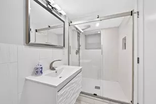 128 Sherman Pl, Jersey City, NJ 07307 - Photo 31