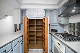 79 Sherman Pl, Jersey City, NJ 07307 - Photo 23