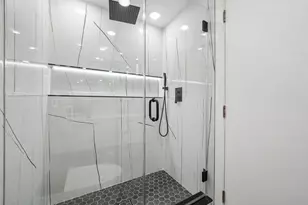 33 Bleecker St, Jersey City, NJ 07307 - Photo 13