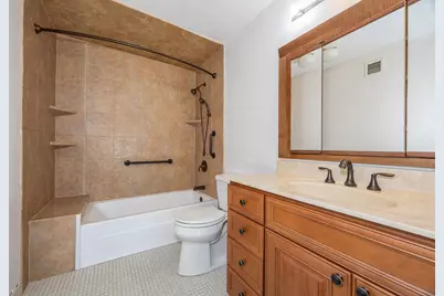 418 Harmon Cove Tower, Secaucus, NJ 07094 - Photo 13