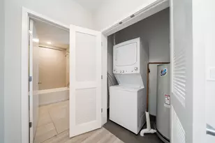 16 Bennett St, Jersey City, NJ 07304 - Photo 17