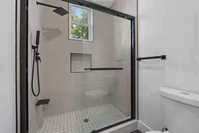 30 Cambridge Ave #3, Jersey City, NJ 07307 - Photo 21