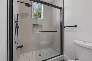 30 Cambridge Ave, Jersey City, NJ 07307 - Photo 21