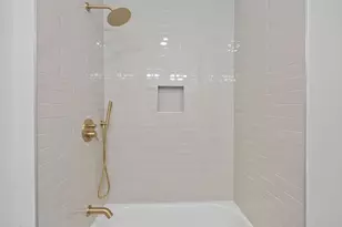 110 Maple St, Weehawken, NJ 07086 - Photo 17