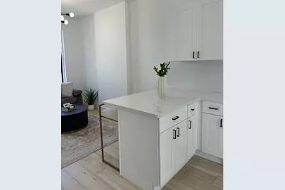 301 3rd St #3, Jersey City, NJ 07302 - Photo 3