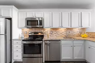 689 Luis M Marin Blvd, Jersey City, NJ 07310 - Photo 9