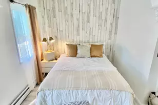 192A Bowers St, Jersey City, NJ 07307 - Photo 9