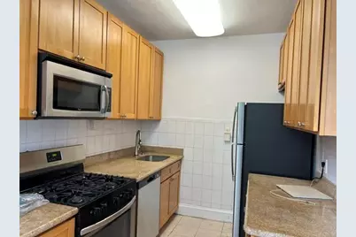 7427 Blvd East #A, North Bergen, NJ 07047 - Photo 5