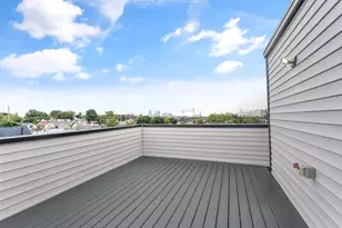 13 Wegman Ct, Jersey City, NJ 07305 - Photo 33
