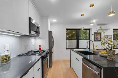 13 Wegman Ct, Jersey City, NJ 07305 - Photo 21