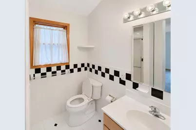 30 Andrew St, Bayonne, NJ 07002 - Photo 9