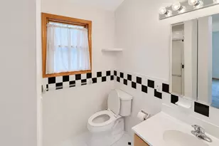 30 Andrew St, Bayonne, NJ 07002 - Photo 9