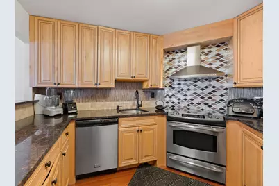 719 Harmon Cove Tower #719, Secaucus, NJ 07094 - Photo 5