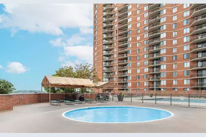 719 Harmon Cove Tower #719, Secaucus, NJ 07094 - Photo 19