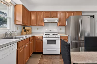 2349 Colonial Dr, Rahway, NJ 07065 - Photo 11