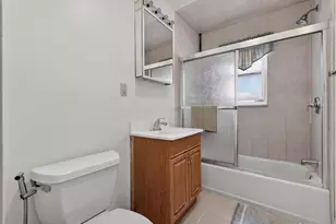 2349 Colonial Dr, Rahway, NJ 07065 - Photo 15