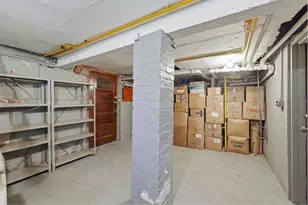 281 Avenue C, Bayonne, NJ 07002 - Photo 31