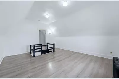 281 Avenue C, Bayonne, NJ 07002 - Photo 23