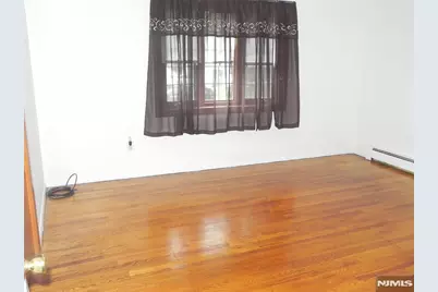 20 Seiler Ct, Little Ferry, NJ 07643 - Photo 3