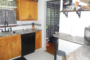 20 Seiler Ct, Little Ferry, NJ 07643 - Photo 5