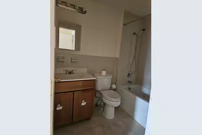 85 Oakland Ave #1, Jersey City, NJ 07306 - Photo 17
